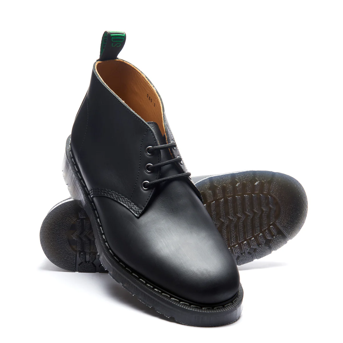 Black Greasy 3 Eye Chukka Boot - Image 2